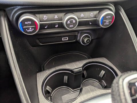 2021 Alfa Romeo Giulia Ti