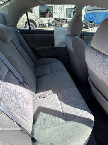 2006 Toyota Corolla LE