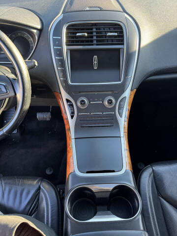 2016 Lincoln MKX Select