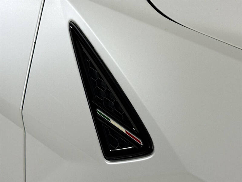 2021 Lamborghini Urus