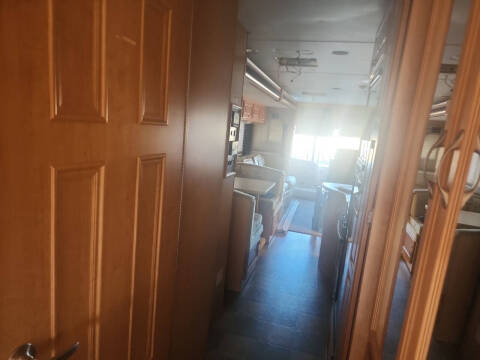 2006 Thor Motor Coach Hurricane