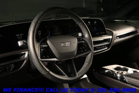 2024 Cadillac LYRIQ Tech