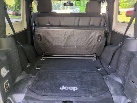 2017 Jeep Wrangler Willys Wheeler