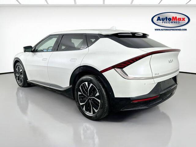 2024 Kia EV6 Wind