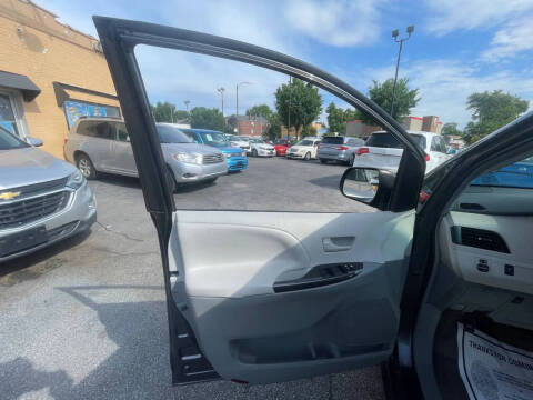 2014 Toyota Sienna