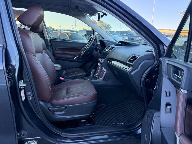 2017 Subaru Forester 2.5i Touring