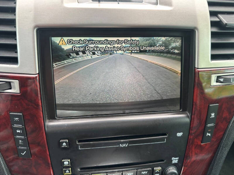 2010 Cadillac Escalade Luxury