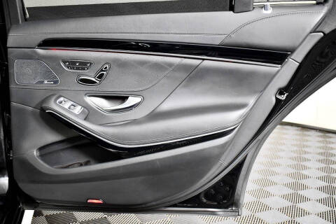 2017 Mercedes-Benz S-Class AMG S 63