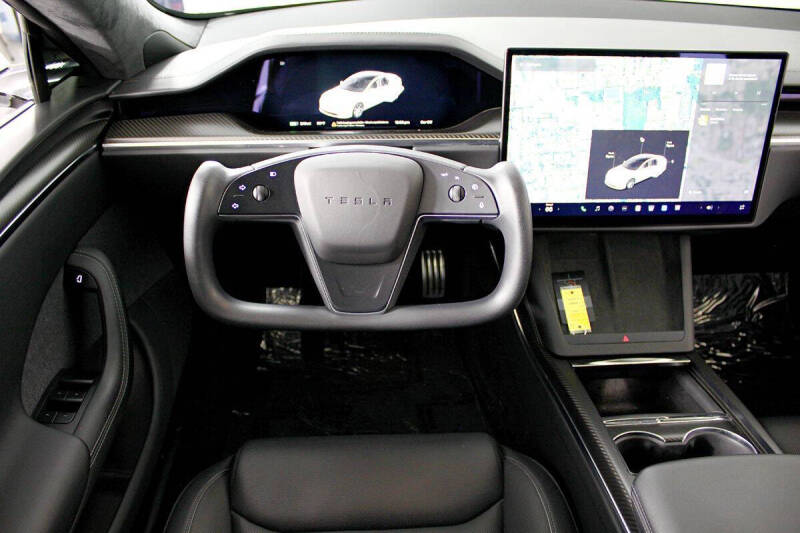 2022 Tesla Model S Plaid