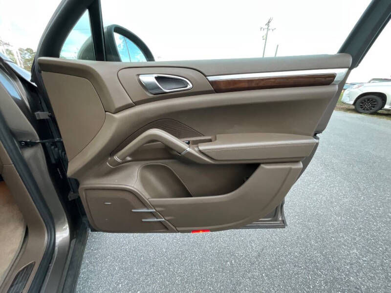 2011 Porsche Cayenne S