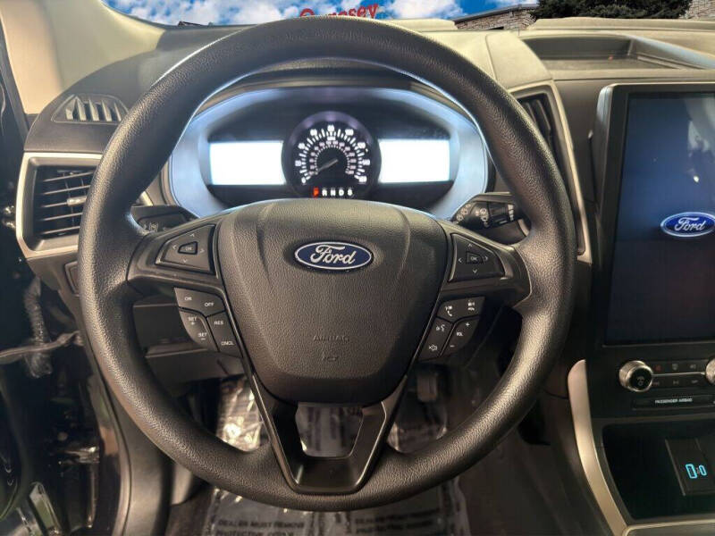 2023 Ford Edge SE