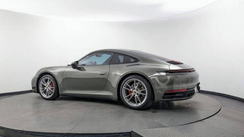 2020 Porsche 911 Carrera