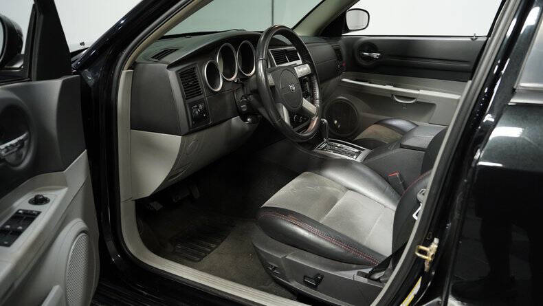 2006 Dodge Magnum SRT-8