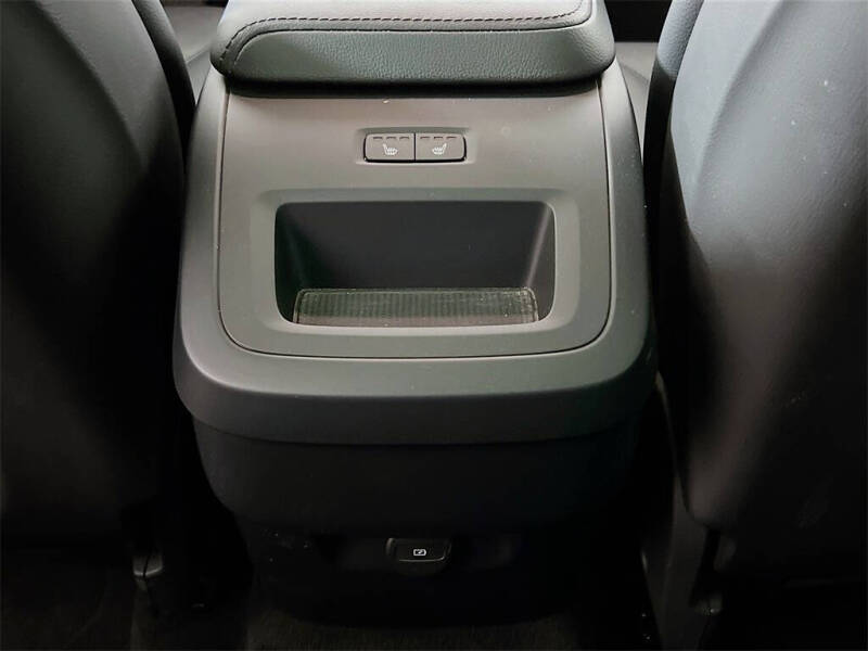 2023 Volvo XC60 B5 Core