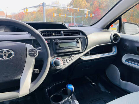2013 Toyota Prius c
