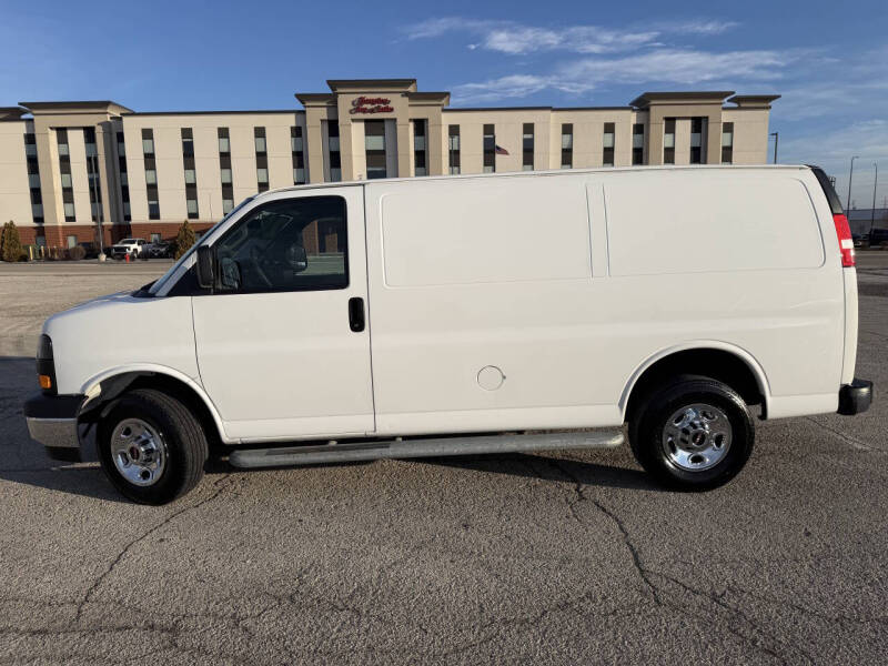 2024 GMC Savana 2500