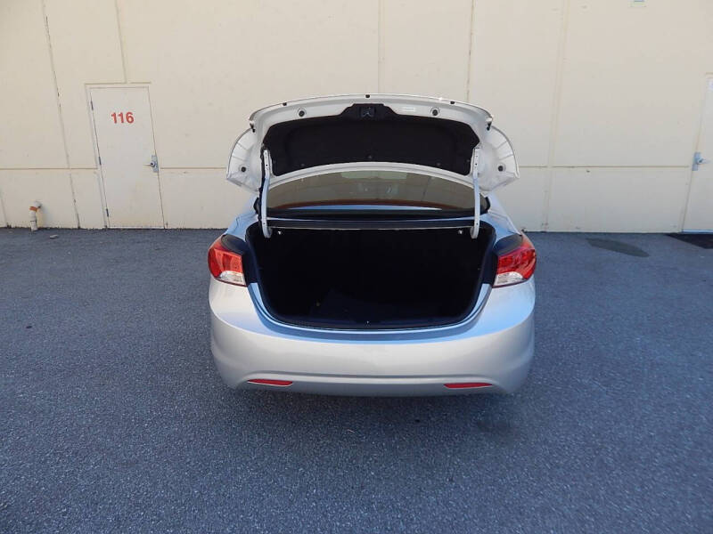 2012 Hyundai Elantra GLS