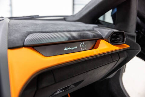 2025 Lamborghini Revuelto