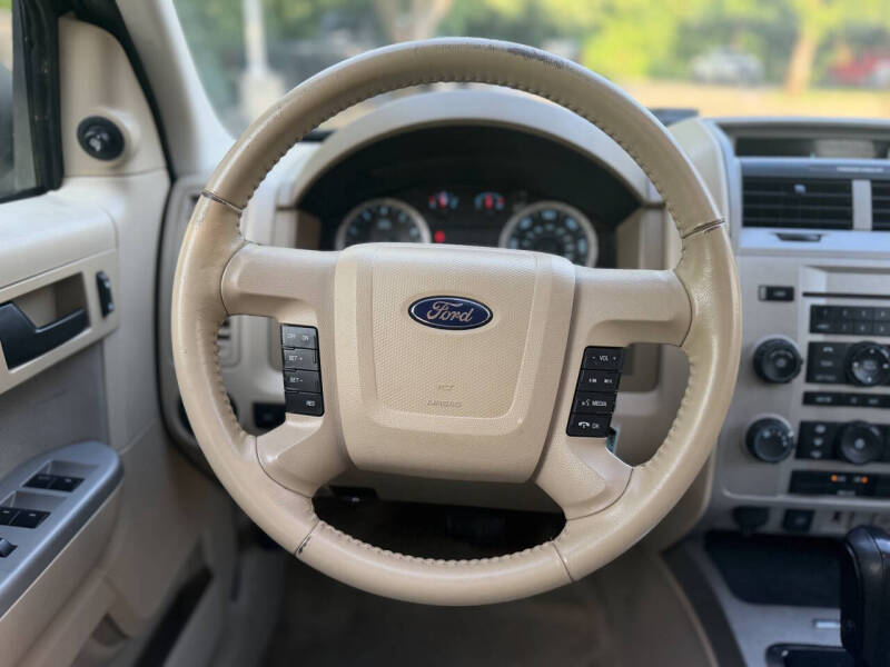 2011 Ford Escape XLT