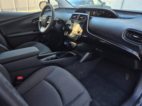 2017 Toyota Prius Two