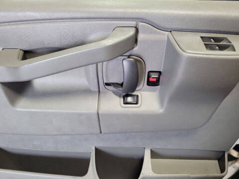2017 GMC Savana 2500