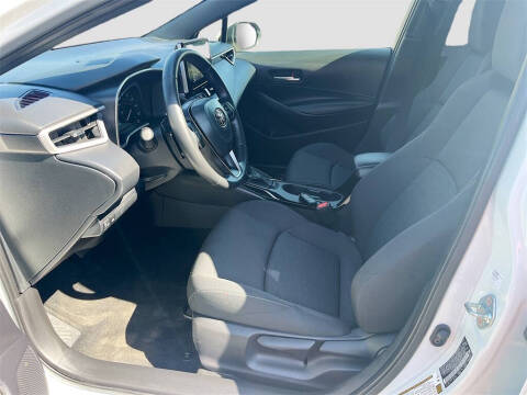 2025 Toyota Corolla Hatchback SE