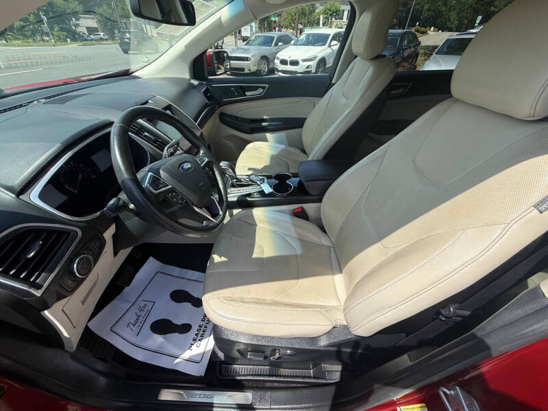 2017 Ford Edge Titanium