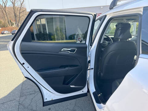 2024 Kia Sportage EX