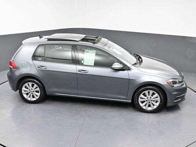 2021 Volkswagen Golf TSI