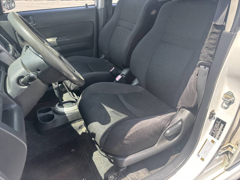2005 Scion xB