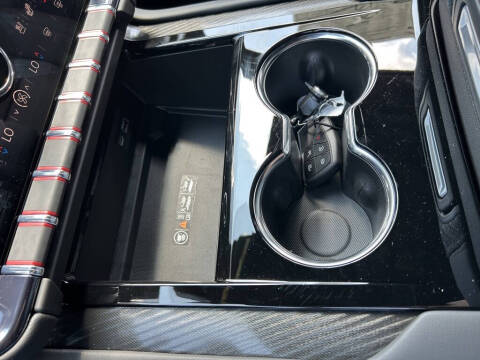 2025 GMC Yukon XL AT4