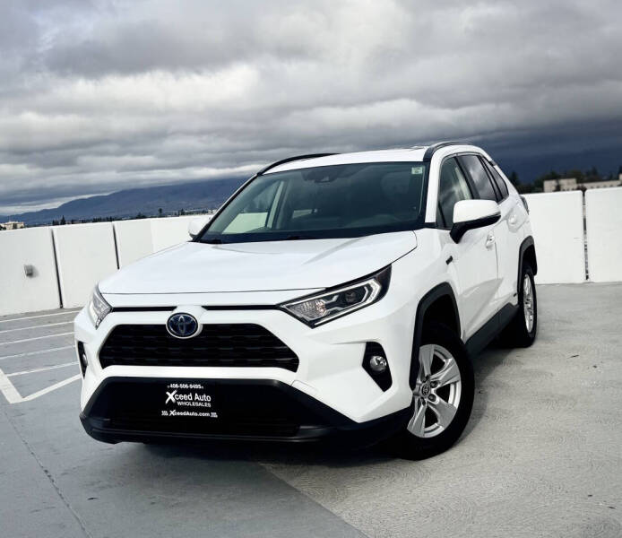 2020 Toyota RAV4 Hybrid XLE