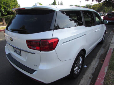 2019 Kia Sedona LX