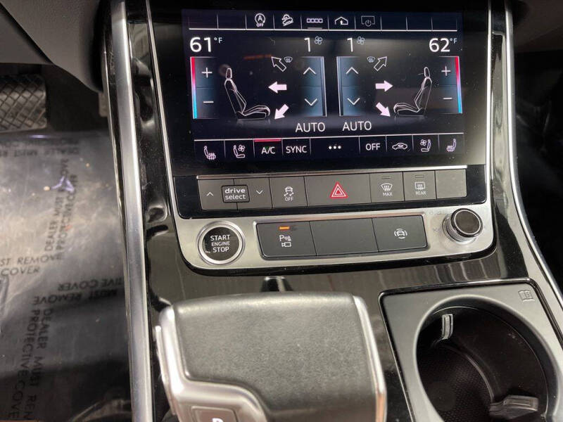 2022 Audi Q8 quattro Premium Plus 55 TFSI