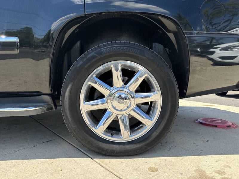 2011 GMC Yukon Denali
