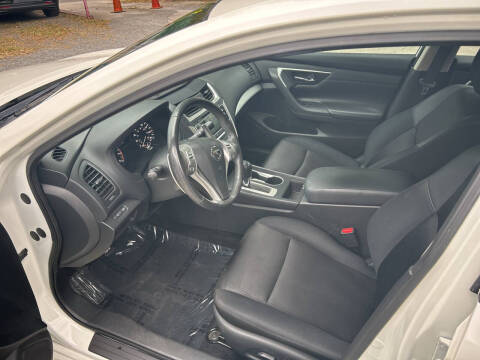 2017 Nissan Altima 2.5 SR