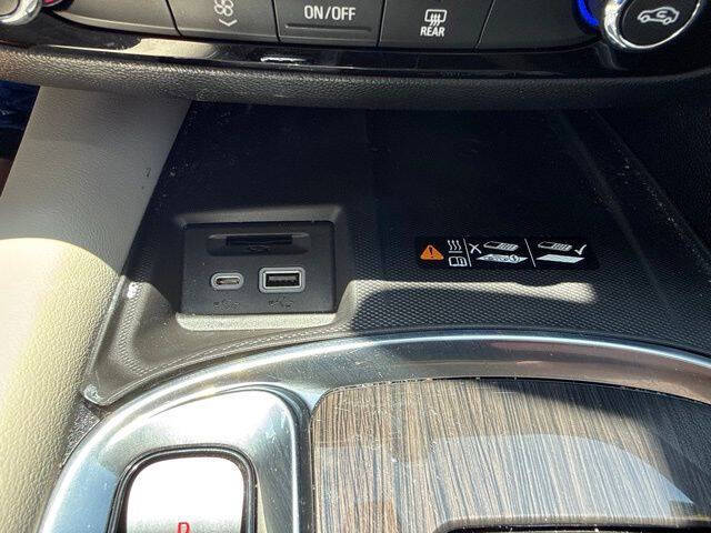 2024 Buick Enclave Essence