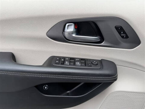 2024 Chrysler Pacifica Plug-In Hybrid