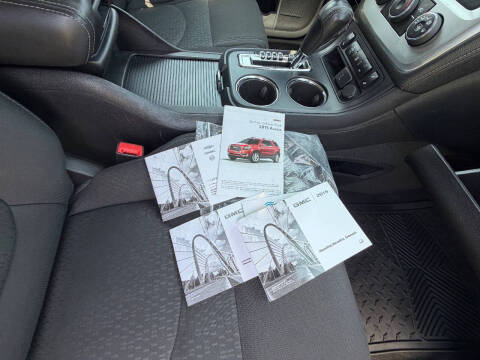 2015 GMC Acadia SLE-2