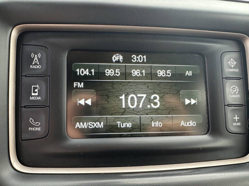 2017 Jeep Grand Cherokee Laredo