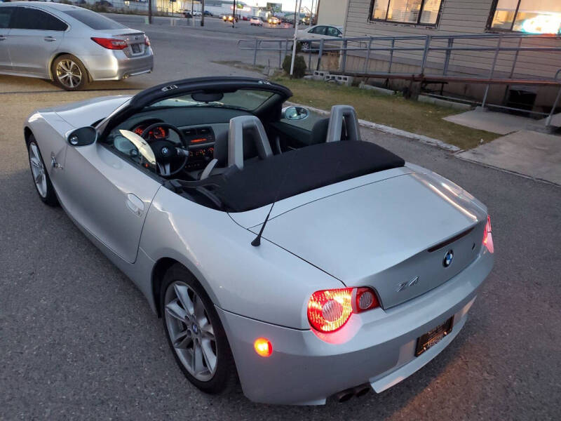 2005 BMW Z4 3.0i