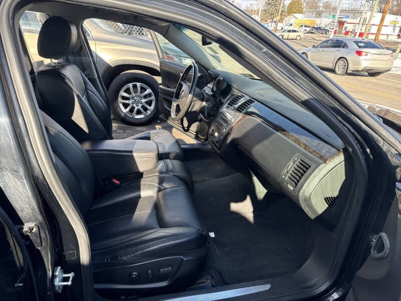 2008 Cadillac DTS Luxury III