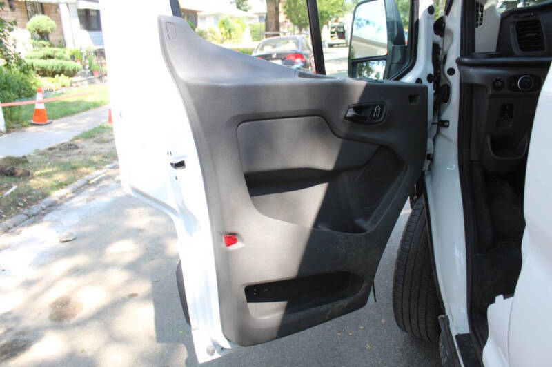 2023 Ford Transit 350