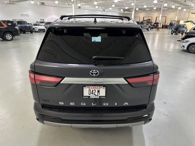 2024 Toyota Sequoia Capstone