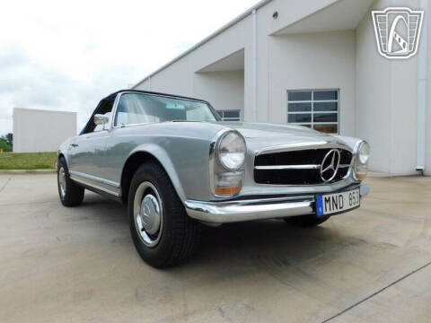 1965 Mercedes-Benz SL-Class