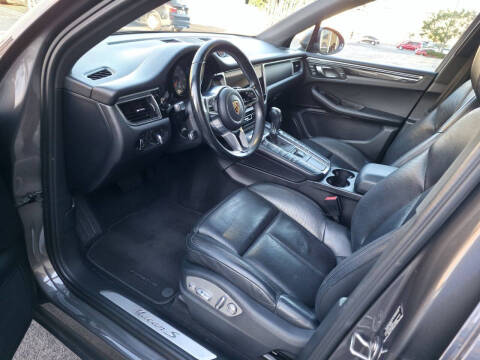 2016 Porsche Macan S