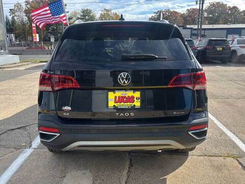2024 Volkswagen Taos SE 4Motion