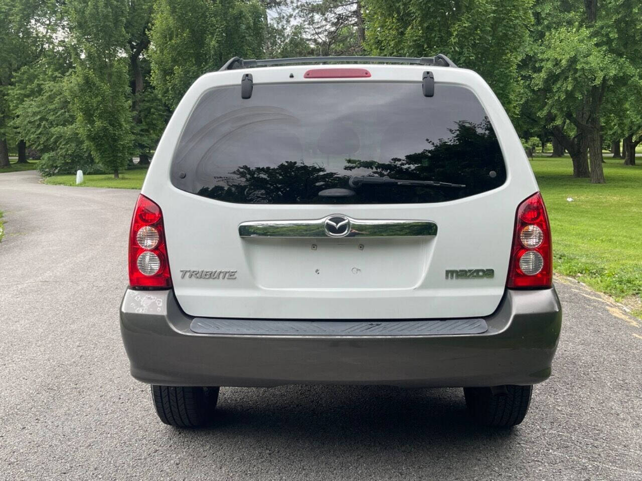 2005 Mazda Tribute for sale at Tower Grove Auto in Saint Louis, MO