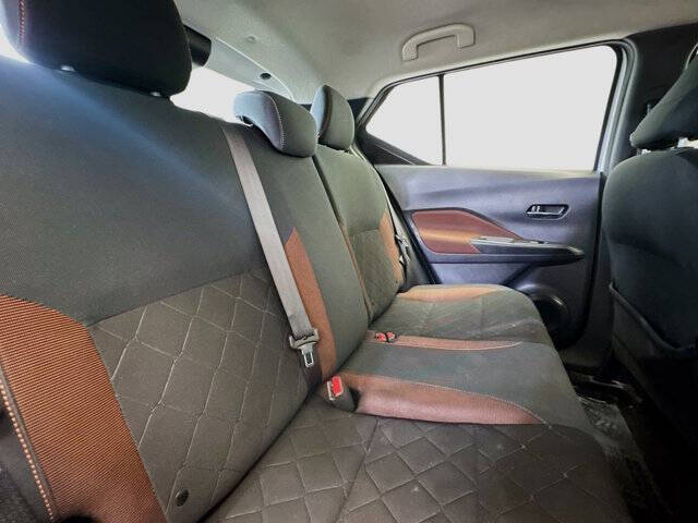 2019 Nissan Kicks SR