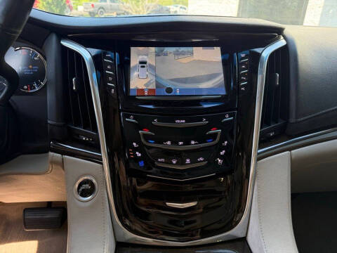2018 Cadillac Escalade ESV Premium Luxury